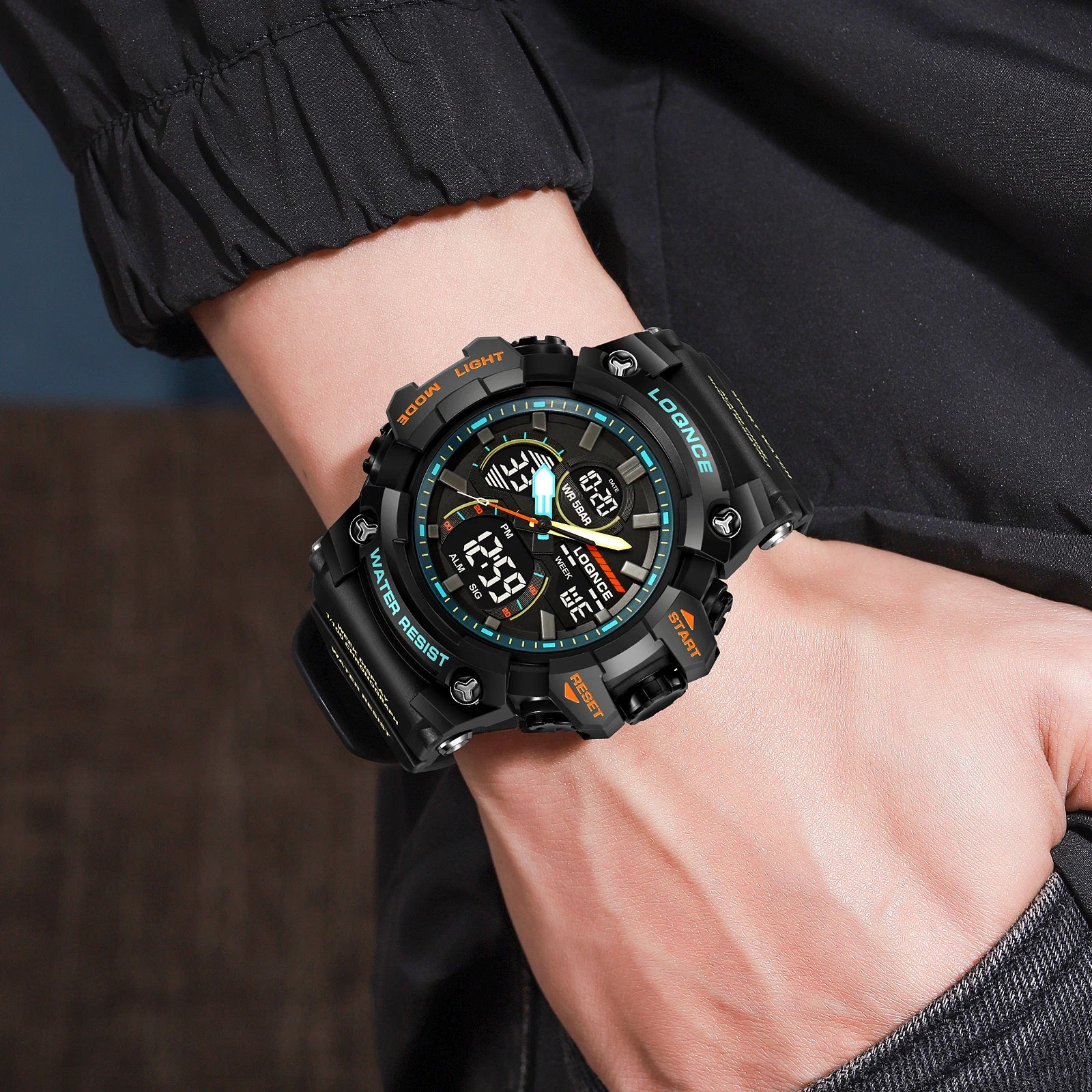 Montre Sport Homme Chronographe — Double Affichage LED, Résistante à l'Eau